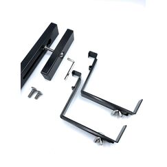 Hold It Mate Universal Planter Box Bracket Set & Mounting Rail (20")