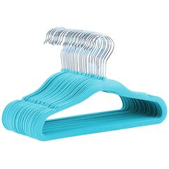 Amazon Basics Kinder-Kleiderbügel aus Samt mit Rutschfester Oberfläche, Babygröße 29,5cm, 30er-Pack, Blau