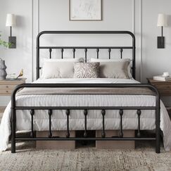 Yaheetech Klassisches Metall-Plattform-Bettgestell, Matratze, Fundament mit viktorianischem Stil, Eisenkunst-Kopfteil/Fußteil/Unterbett-Aufbewahrung/kein Boxspringbett erforderlich/Queen-Size-Größe,