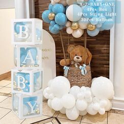 Babyparty Deko Box Junge, 30 Blau Weiße Luftballons, 4 Transparente Ballonboxen mit 4 Lichterketten und 33 Buchstaben (BABY+ONE+A-Z), Baby Shower Deko Boxen für Babyparty, Geburtstags, Gender Reveal