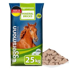 Eggersmann Mein Pferdefutter Mineral Bricks 25 kg - Mineralfutter für Pferde - Zur Unterstützung des Stoffwechsels & Immunsystems - Pferdefutter mit Mineralstoffen & Vitaminen
