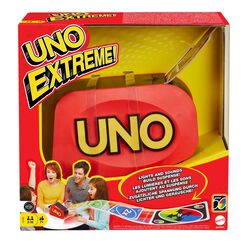Mattel Games UNO Extreme, UNO Kartenspiel für die Familie, mit Kartenwerfer, Reisespiel oder Spiel für Erwachsene, für 2-10 Spieler, ab 7 Jahren, GXY75