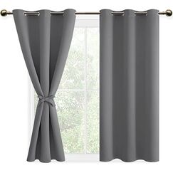 DWCN Verdunklungsvorh&auml;nge Kurz Vorh&auml;nge Blickdicht mit Raffhalter 2 St&uuml;cke Thermovorhang K&auml;lteschutz Gardinen mit &Ouml;sen Wohnzimmer Schlafzimmer &Ouml;senschal Vorhang W&auml;rmeisolierend, Grau, 137x117cm(HxB)