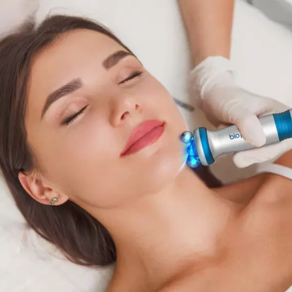 test : Bio Pen T6 4 in1 RF + EMS + Blaues Lichttherapie + 360 Rotationsmassage Hautlifting- und Anti-Aging Schönheitsgerät