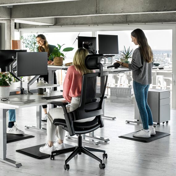 Ergotopia Anti-Ermüdungsmatte für Steharbeitsplätze - Ergonomische Arbeitsplatzmatte für gesundes & schmerzfreies Stehen - rutschfeste Stehmatte aus umweltfreundlichem PU (Schwarz)