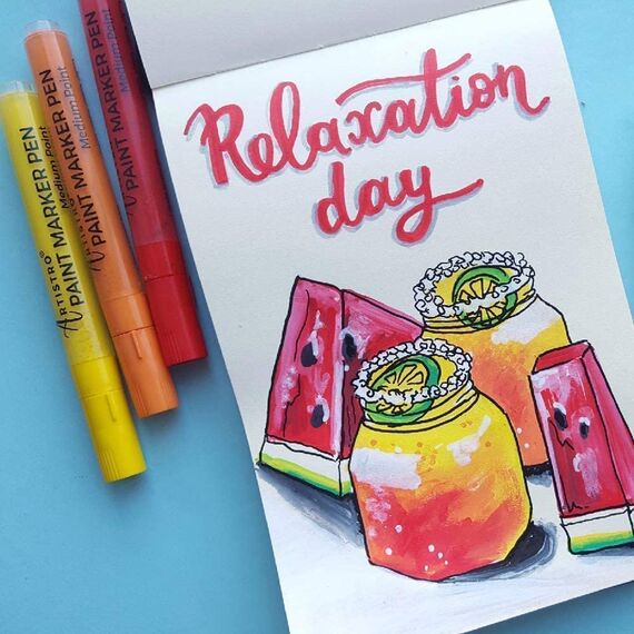 Artistro Acrylstifte, Acryl Stifte zum Bemalen von Steinen, Felsen, Keramik, Glas, Holz, Stoff, Leinwand, Porzellan, Metall, 12-er Set Acryl Marker Medium Spitze (2mm)