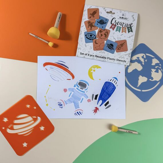 NAKLEO Schablonen Malen für Kinder, 8 Stück Set 15x15cm Kosmos Universum, Kinder Kreatives Zeichenschablonen, Kunststoff Wiederverwendbar Malschablone DIY Handwerk, Papier Wand Holz Stoff