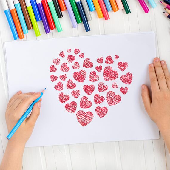 NAKLEO Schablonen Malen für Kinder, 8 Stück Set 15x15cm Liebe Herzen, Kinder Kreatives Zeichenschablonen, Kunststoff Wiederverwendbar Malschablone DIY Handwerk, Papier Wand Holz Stoff