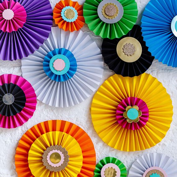 MarpaJansen Tonzeichenpapier - (DIN A4, 100 Bogen, 130 g/m²) - zum Basteln & Gestalten - Zertifizierung durch ,,Blauer Engel" - apfelgrün