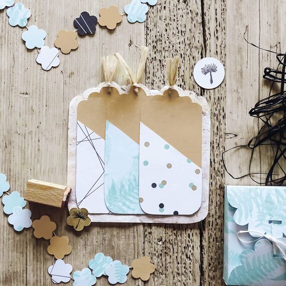 MarpaJansen Tonzeichenpapier - (DIN A4, 100 Bogen, 130 g/m²) - zum Basteln & Gestalten - Zertifizierung durch ,,Blauer Engel" - kokos