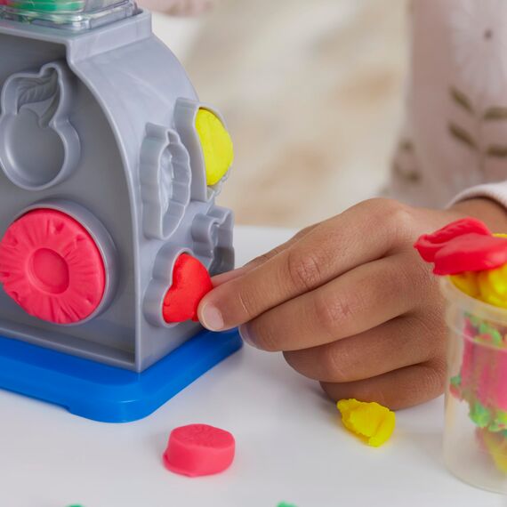 Play-Doh Smoothie Mixer, Bastelset mit Küche, 2 x 57g & 3 x 28g Dosen Bunte Knete für Zutaten, kreatives Spielen für Kinder ab 3 Jahren