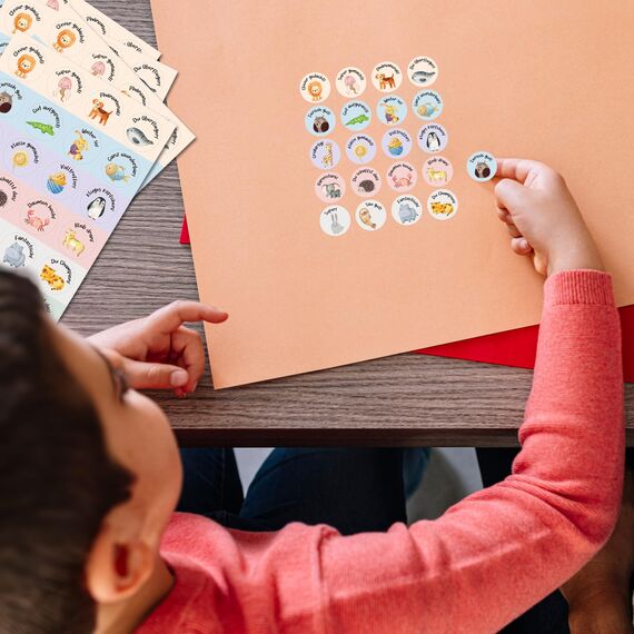 BIROYAL 1600 Stück Tier Belohnungssticker, Lehrerbedarf, 25mm Belohnungsaufkleber Kinder, 32 Muster Motivationsaufkleber, Selbstklebende Belohnungsaufkleber für Lehrer, Sticker Lehrer