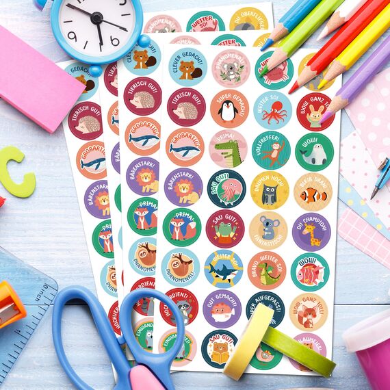 1600 Stück Tier Belohnungsaufkleber, 25mm Motivationsaufkleber für Kinder, 32 Muster Selbstklebende Lehrer Belohnung Aufkleber, Deutsch Belohnungssticker Reward Stickers Tieraufkleber für Lehrerbedarf