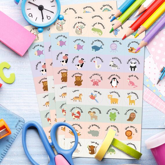 1600 Stück Tier Belohnungsaufkleber, 25mm Motivationsaufkleber für Kinder, 32 Muster Selbstklebende Lehrer Belohnung Aufkleber, Deutsch Belohnungssticker Reward Stickers Tieraufkleber für Lehrerbedarf