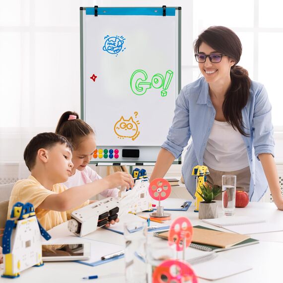 COSTWAY Flipchart Ständer, 100x65cm, mobiles Whiteboard auf Rollen, höhenverstellbar bis 192cm, trocken abwischbar, magnetisch, Flip Chart mit rundem Ständer, Magneten, Markern & Radierer