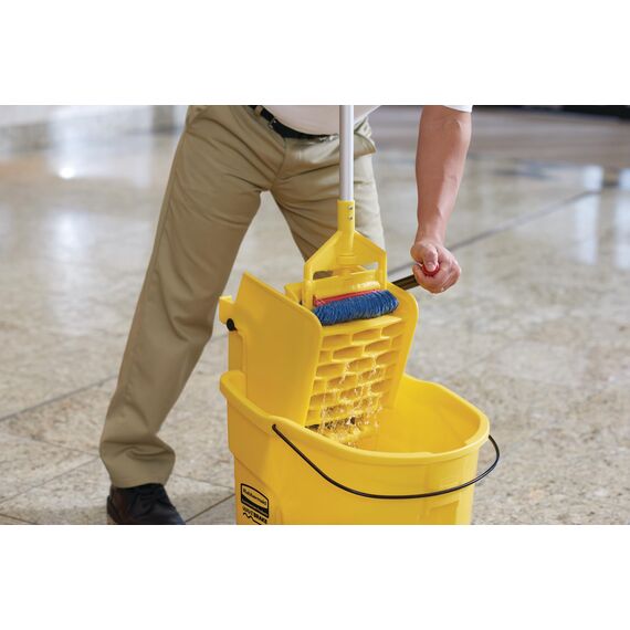 Rubbermaid Commercial Products FG758088YEL WaveBrake Combo Moppwagen, Presse mit seitlichem Hebel