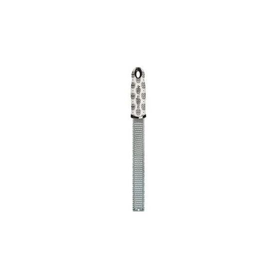 Microplane Zester Küchenreibe in Skull für Zitrusfrüchte, Parmesan, Ingwer, Schokolade & Muskatnuss mit feiner Edelstahlklinge - Made in USA