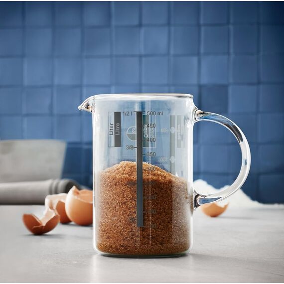 WMF Gourmet Messbecher Glas 500 ml, hitzebeständiges Glas, Messbecher 500ml, Skalierung für Liter, Milliliter, Tassen und Gramm