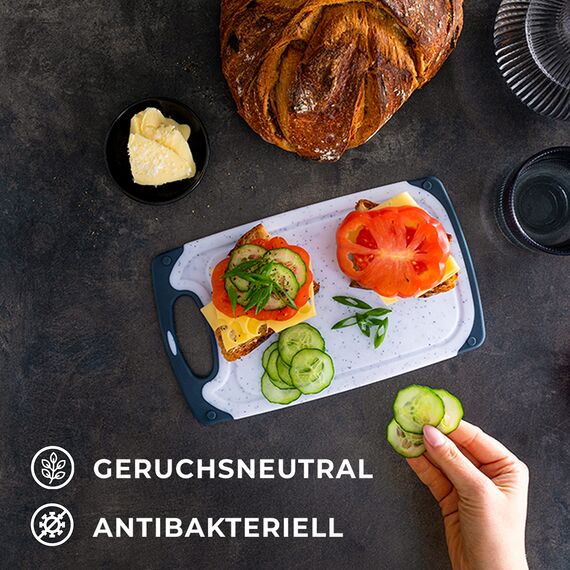 Exitoso Frühstücksbrettchen 3er Set mit Saftrille & Griff aus Kunststoff | Rutschfestes & spülmaschinenfestes Schneidebrett | Antibakterielles Brettchen Set | BPA-Frei & beidseitig verwendbar