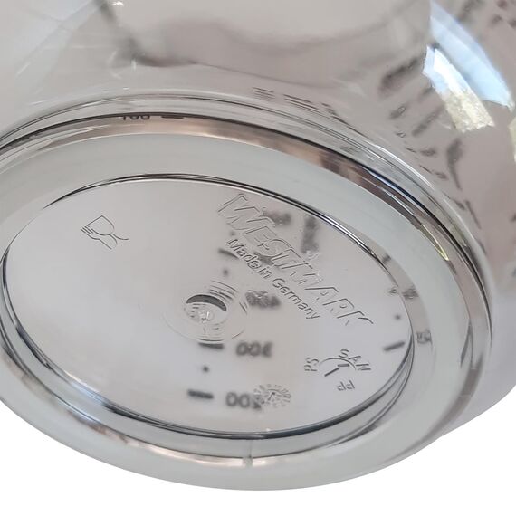 Westmark 2 Messkannen/-Becher mit mehrsprachigen Messskalen und verschiedenen Maßeinheiten, Füllvolumen: 1 Liter, Kunststoff, Gerda, Transparent, 306822E3