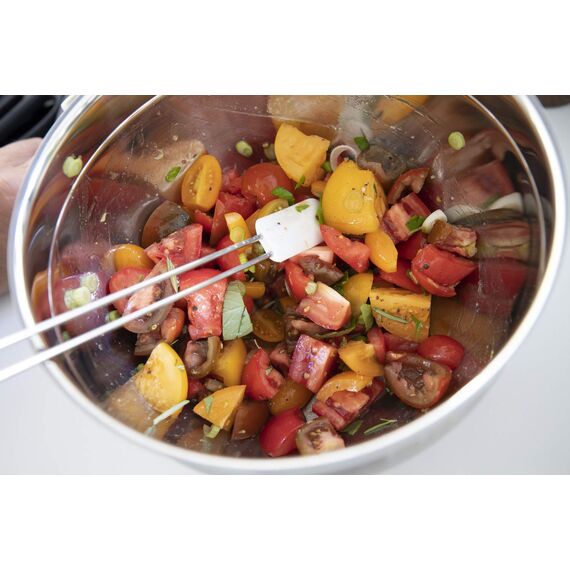 RÖSLE Teigschaber, Hochwertiger Teigspachtel als Back- und Kochhelfer, schwarz, 26 cm, Edelstahl 18/10 & Teigschaber, weiß, 26 cm, schmal, Edelstahl 18/10, -30°C bis +200°C, Spülmaschinengeeignet