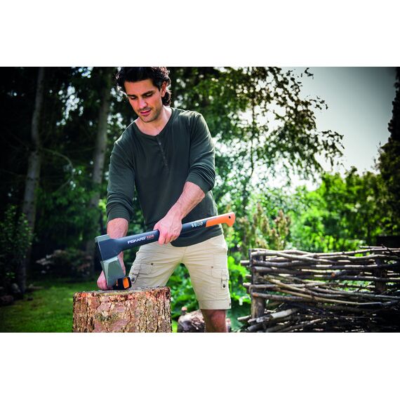 Fiskars Axt- und Messerschärfer, Keramik- Schleifkopf/Gehäuse aus glasfaserverstärktem Kunststoff, Schwarz/Orange, Xsharp, 1000601