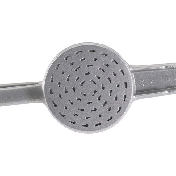 Westmark Spätzle-/Kartoffelpresse, Traditionelle Lochung für Spätzle wie Handgemacht, Aluminiumdruckguss, Länge: 41 cm, Spätzlechef, Silber, 61202260