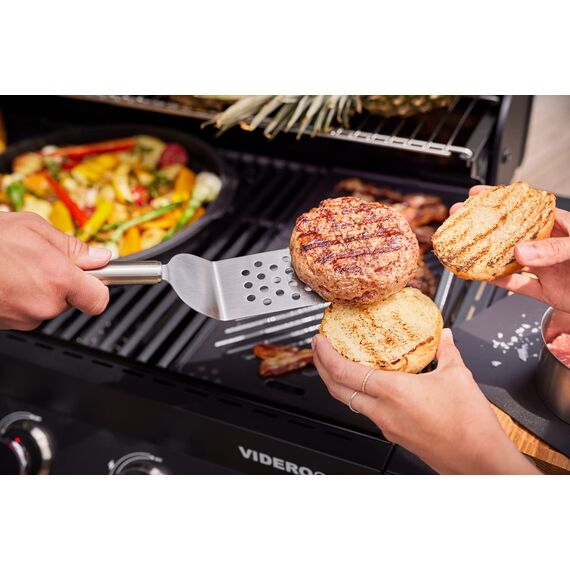 RÖSLE Burgerpresse PRO, Hochwertige Fleischpresse zum einfachen Formen von Burgerpatties, Edelstahl 18/10, 11 cm, Spülmaschinengeeignet, 12 x 12 x 9 cm