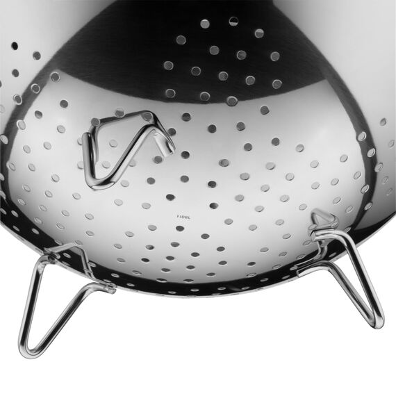 WMF Gourmet Sieb Edelstahl 24 cm, Seiher mit Standfüßen, Nudelsieb, Küchensieb, Cromargan Edelstahl, spülmaschinengeeignet