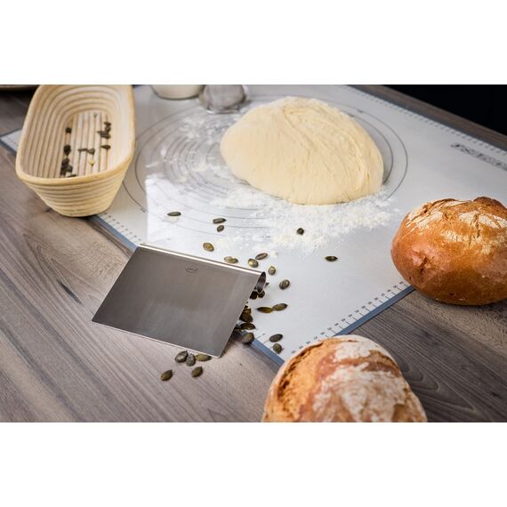 RÖSLE Spachtel, Hochwertiger Teigspachtel als Back- und Kochhelfer, Edelstahl 18/10 matt, Spülmaschinengeeignet, 15 x 11,5 x 2,5 cm