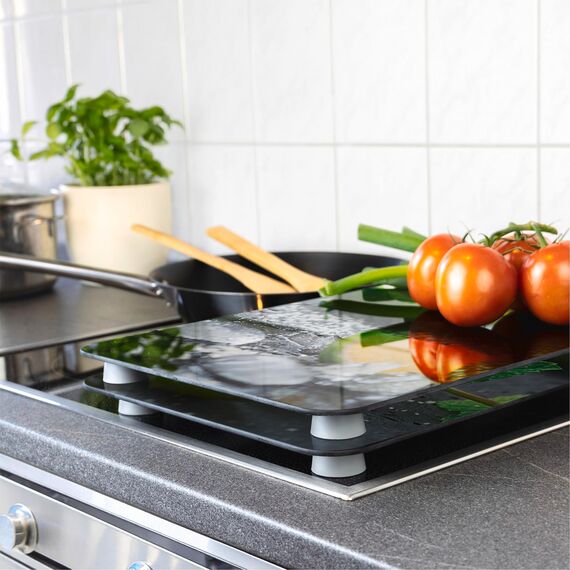 WENKO Herdabdeckplatte Universal Mod. Mojito, höhenverstellbar für alle Herdarten, Schneidebrett und Spritzschutz, Glas, 30 x 52 cm, 2-teilig