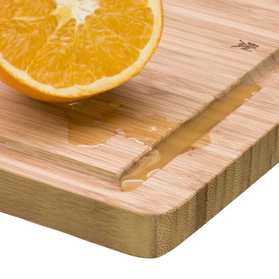 WMF Schneidebrett Bambus natur, 45 x 30 x 1,9 cm, Schneidebrett Holz, Bambus Brett, Holzbrett groß - Tranchierbrett mit Saftrille - Küchenbrett klingenschonend
