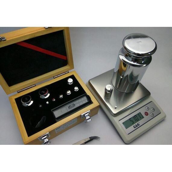 G&G KF6K Küchenwaage, 6kg /0.1g, einstellbare Abschaltautomatik, Feinwaage Digitalwaage, mit Netzteil und Batterien