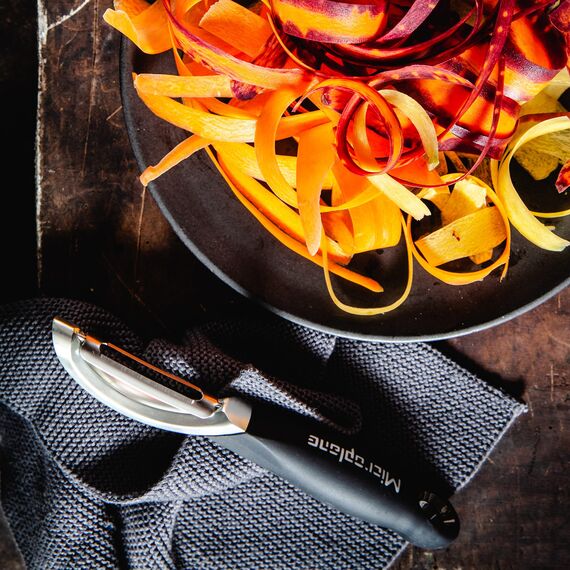 Microplane Profi-Schäler mit Doppelklinge in Edelstahl für Rechtshänder und Linkshänder