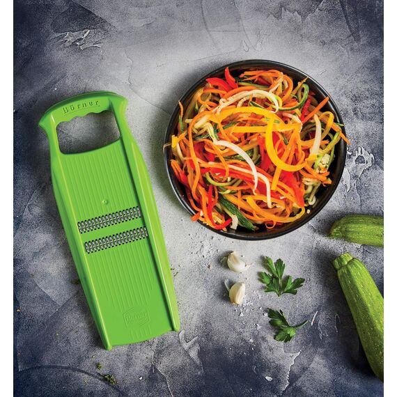 Börner Roko PowerLine Gemüseschneider Geschenk-Set (3-tlg.) • Feiner Streifenschneider für Obst & Gemüse + Fruchthalter + Kombischäler • Gemüsehobel • Küchenhobel Set • Farbe: Grün