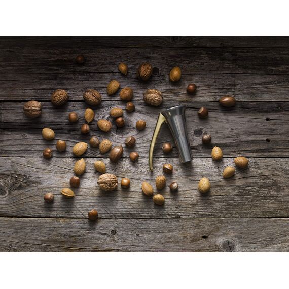 Drosselmeyer Prämie Design Nussknacker - Effektiv auf alle Größen von Nüssen mit minimalem Aufwand Heavy Duty Walnussknacker - Sehr Stark und Robust - Entworfen und hergestellt in Schweden