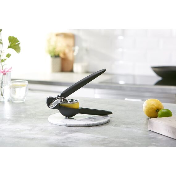 WMF Top Tools Zitronenpresse 8 cm, Zitronenpresse handpresse, Zitruspresse manuell, Kunststoff, Limettenpresse, Hebel-Saftpresse für Zitronen, Limetten, Apfelsinnen, Orange, Grapfruit