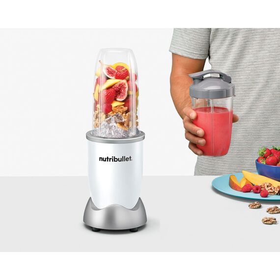 nutribullet Pro, 900 Watt Leistung, Einfach und schnell in der Anwendung, Kompakt, Leicht zu reinigen, Mit 700 ml Becher, Smoothiemixer, Smoothie Maker, Elektrischer Mixer, NB904W