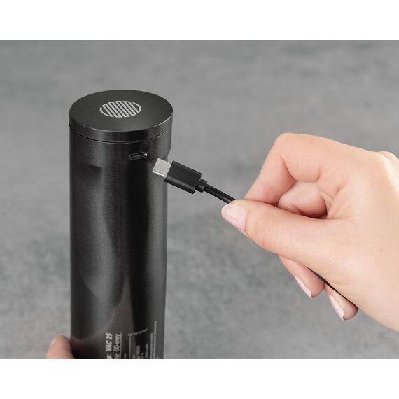 ROMMELSBACHER Hand Vakuumierer Set VAC 253/S, sekundenschnelles Vakuumieren, Ein-Hand-Bedienung, leistungsstark, langlebiger Akku, Aufladung über USB, inkl. 8 ZIP-Beutel, 3 Vakuum Glasbehälter