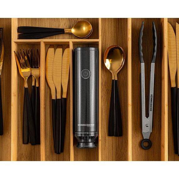 ROMMELSBACHER Hand Vakuumierer Set VAC 253/S, sekundenschnelles Vakuumieren, Ein-Hand-Bedienung, leistungsstark, langlebiger Akku, Aufladung über USB, inkl. 8 ZIP-Beutel, 3 Vakuum Glasbehälter