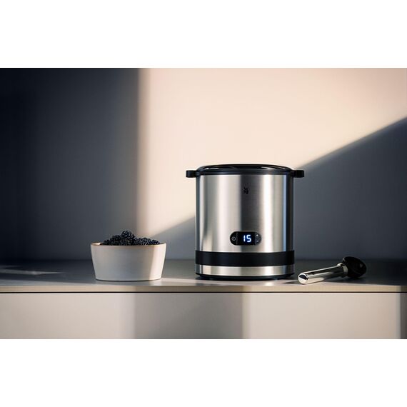 WMF Set 3-teilig Küchenminis 3in1 Eismaschine, Ice Maker für Frozen Joghurt, Sorbet und Eiscreme und Lono Crepes Maker, Creperie mit Wender und Teigverteiler und Kult X Edition Handrührgerät