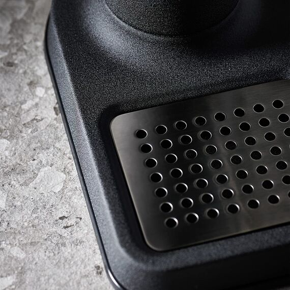 Aarke Carbonator 3, Wassersprudler aus Edelstahl im modernen Mattschwarz Finish mit BPA-freier 1L PET-Flasche, Sprudelwasserbereiter für Leitungswasser, kompatibel mit 60L CO2-Zylindern