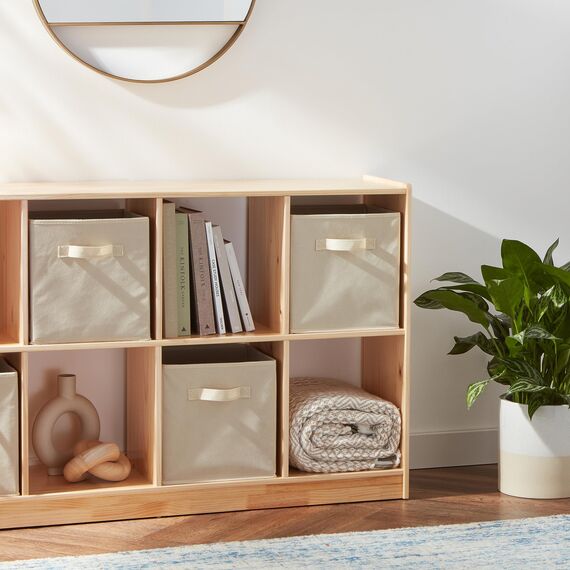 Amazon Basics zusammenklappbarer Aufbewahrungswürfel/Organizer aus Stoff mit Griffen, 26,6 x 26,6 x 27,9 cm, Einfarbig Beige, 6 Stück