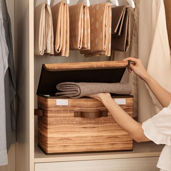 GRANNY SAYS Aufbewahrungsboxen mit Deckel, 2 Stück Kisten Aufbewahrung mit Deckel, Faltbare Ordnungsboxen Stoff, Aufbewahrungskörbe für Kleidung, holzkorn-gelb Faltboxen mit Deckel für Kleiderschrank