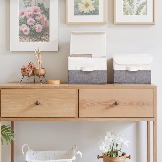 GRANNY SAYS Aufbewahrungsboxen mit Deckel, 2 Stück Kisten Aufbewahrung, Faltbare Aufbewahrungsbox mit Deckel Stoff, Aufbewahrungskörbe für Kleidung, weiß-grau, 25,5 x 20,5 x 17,5cm