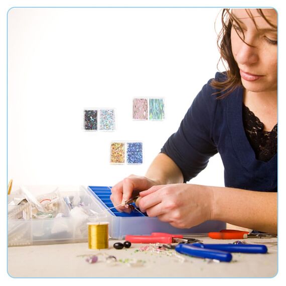 WYAN 12 Stück Transparent Klein Plastikboxen, Aufbewahrungsbehälter aus Kunststoff mit Deckel, Rechteckige leere Mini-Aufbewahrungsbox für kleinteile, perlen, Ringe, Schrauben (6.7 * 5.7 * 1.2cm)