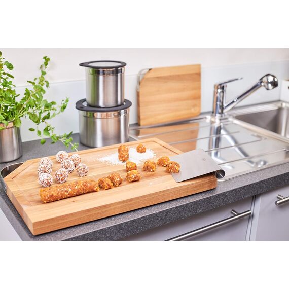 RÖSLE Dose mit Frischhaltedeckel, Hochwertige Dose zum Aufbewahren von Lebensmitteln, hygienisch und geschmacksneutral, Edelstahl 18/10, spülmaschinengeeignet, 16 cm, Silber