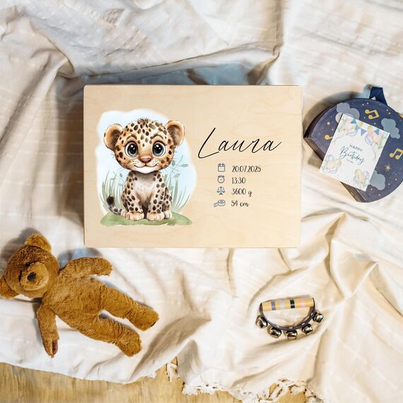 Creative Deco Erinnerungsbox Baby Personalisiert mit Namen - Waldtiere | 40 x 30 x 14 cm | Individuelle Erinnerungskiste Geschenk zur Geburt für Mädchen und Jungen | Holzkiste mit Deckel | Farbdruck