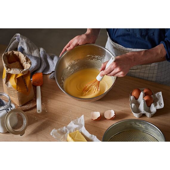 Fiskars Schneebesen mit Silikonbeschichteten Drähten, Länge: 29,7 cm, Kunststoff/Silikon, Orange/Weiß, Functional Form, 1023613