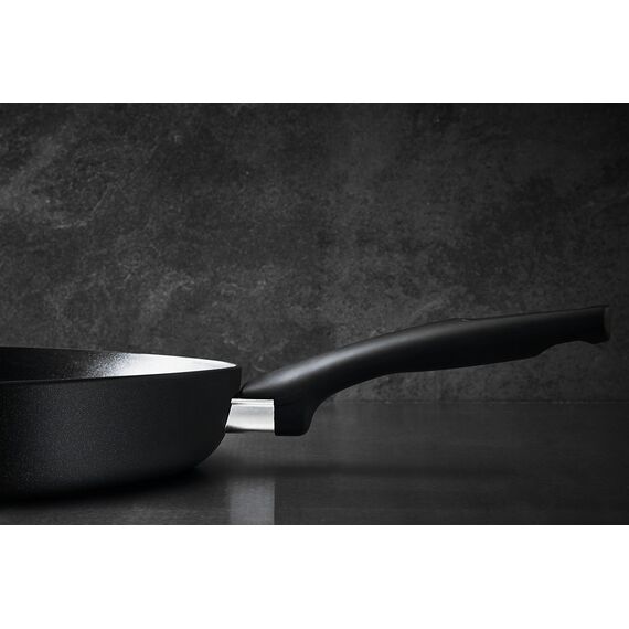 Tefal Hard Titanium On Pfannenset 24 + 28 cm, Pfanne Induktion, Aluminium, unbedenkliche Antihaftversiegelung, Thermo-Signal bei idealer Brattemperatur, für alle Herdarten geeignet, G28890